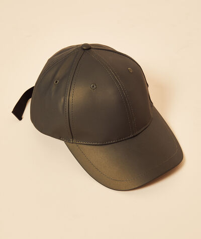 Leather effect cap   