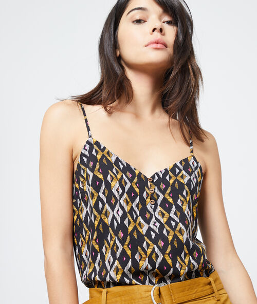 Cami in graphic print black.