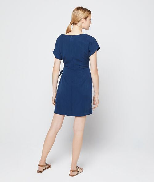Vestido cruzado anudado de Tencel Vestido cruzado anudado de Tencel