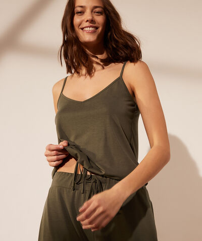 Top with adjustable straps
