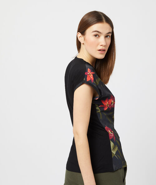 Wrap front top with tie and floral print black.