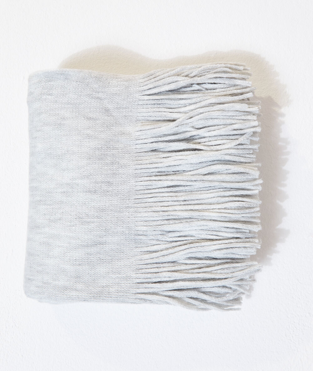 Scarf in metallic threads grey marl.
