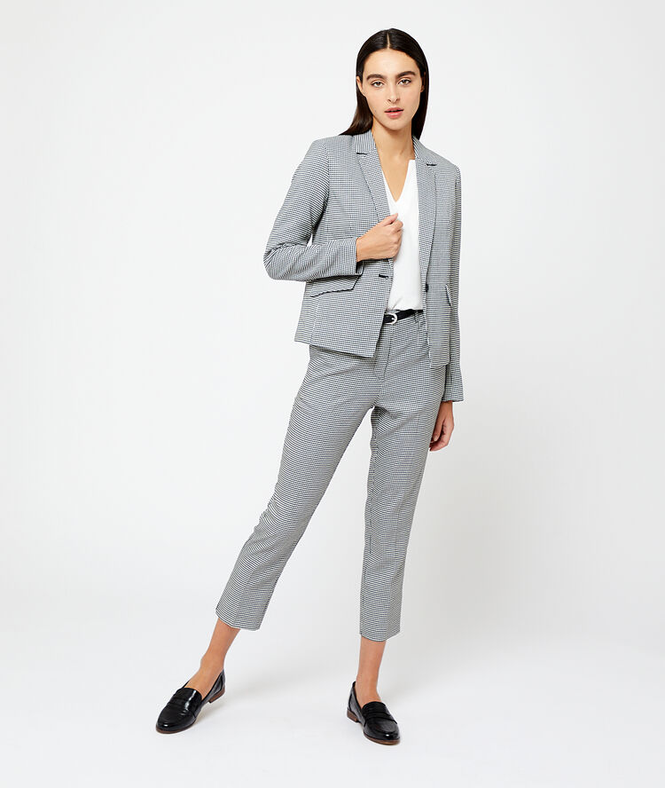 Houndstooth printed blazer black.