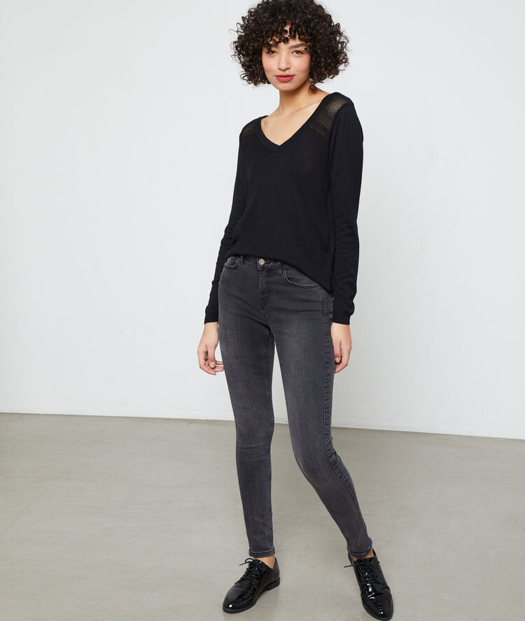 Open back jumper, lace details black.