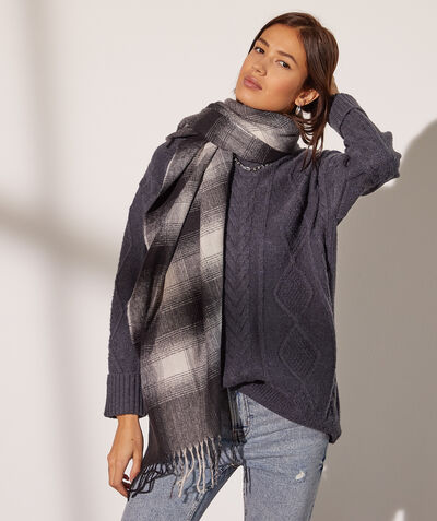 Checked fringed scarf