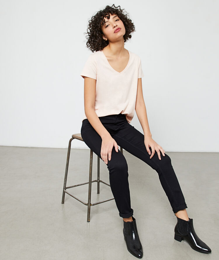 V neck t-shirt blush.
