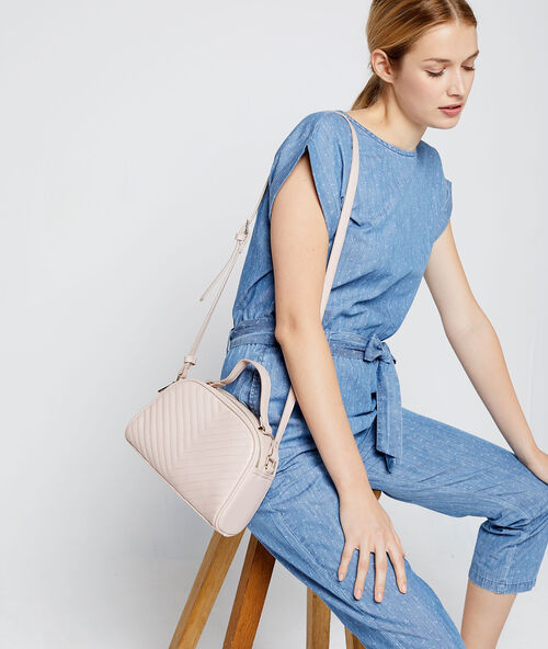 Sac besace effet matelassé nude.