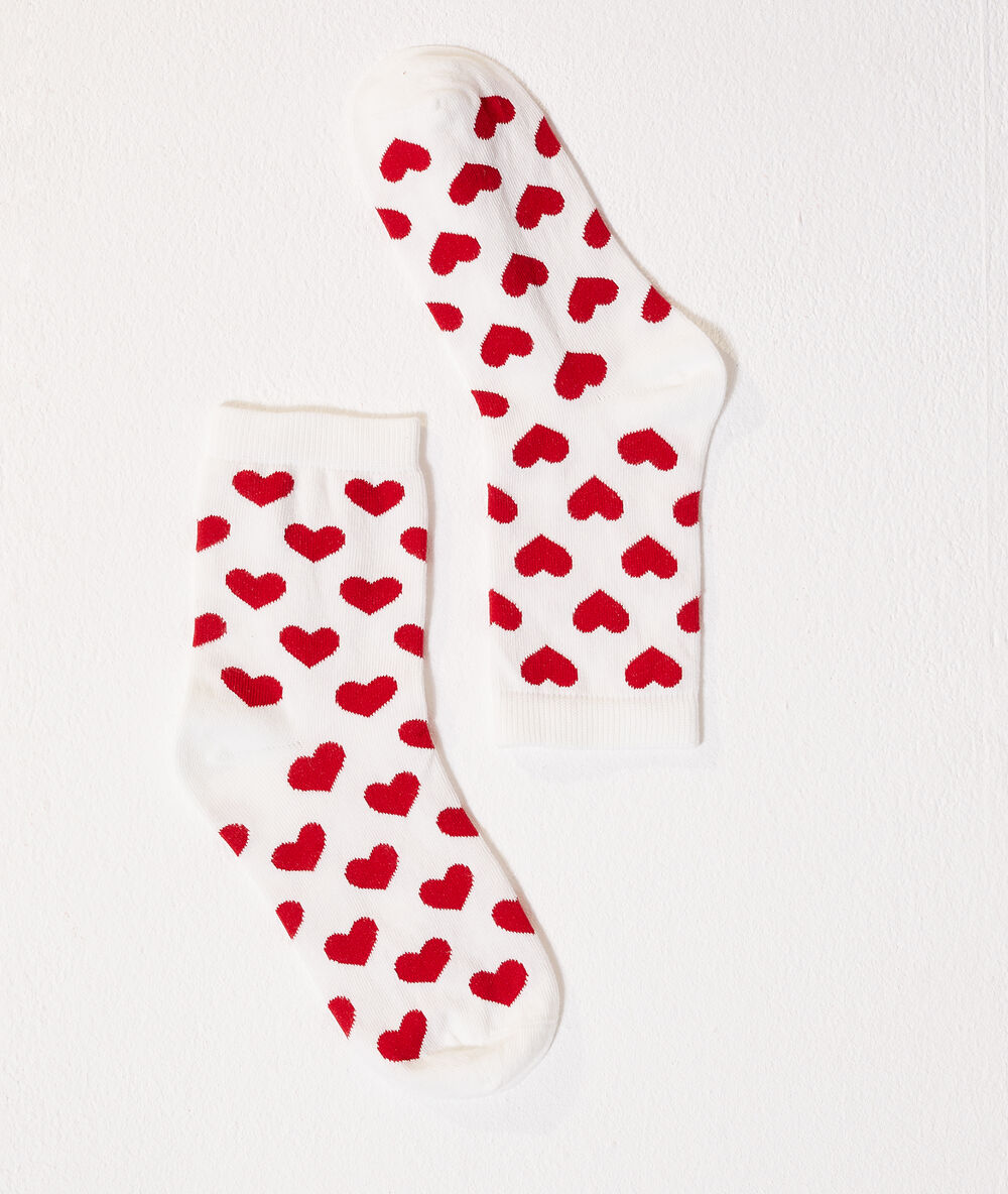 Chaussettes c&oelig;urs blanc.