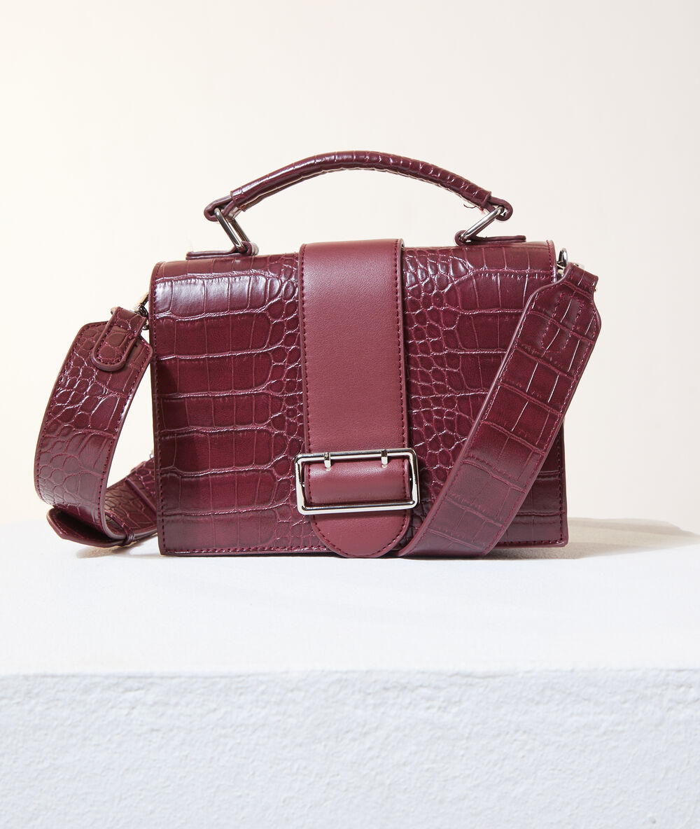 Sac &agrave; bandouli&egrave;re effet croco bordeaux.