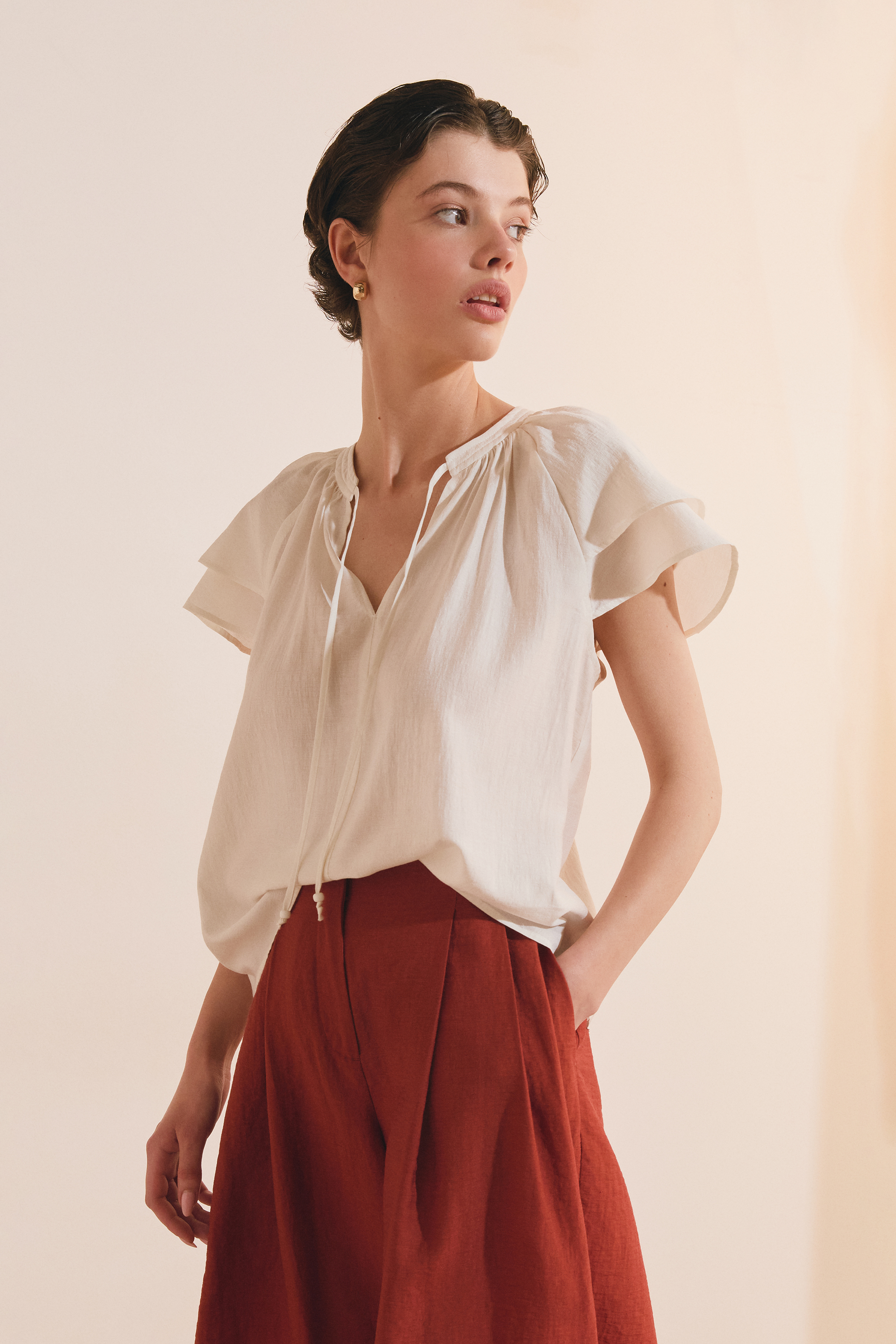 【Éclat】DANIEL VOLUME FRILL TOPS Ruffled Tie-Front Flowy Top - HEDITH - PERLE - ETAM