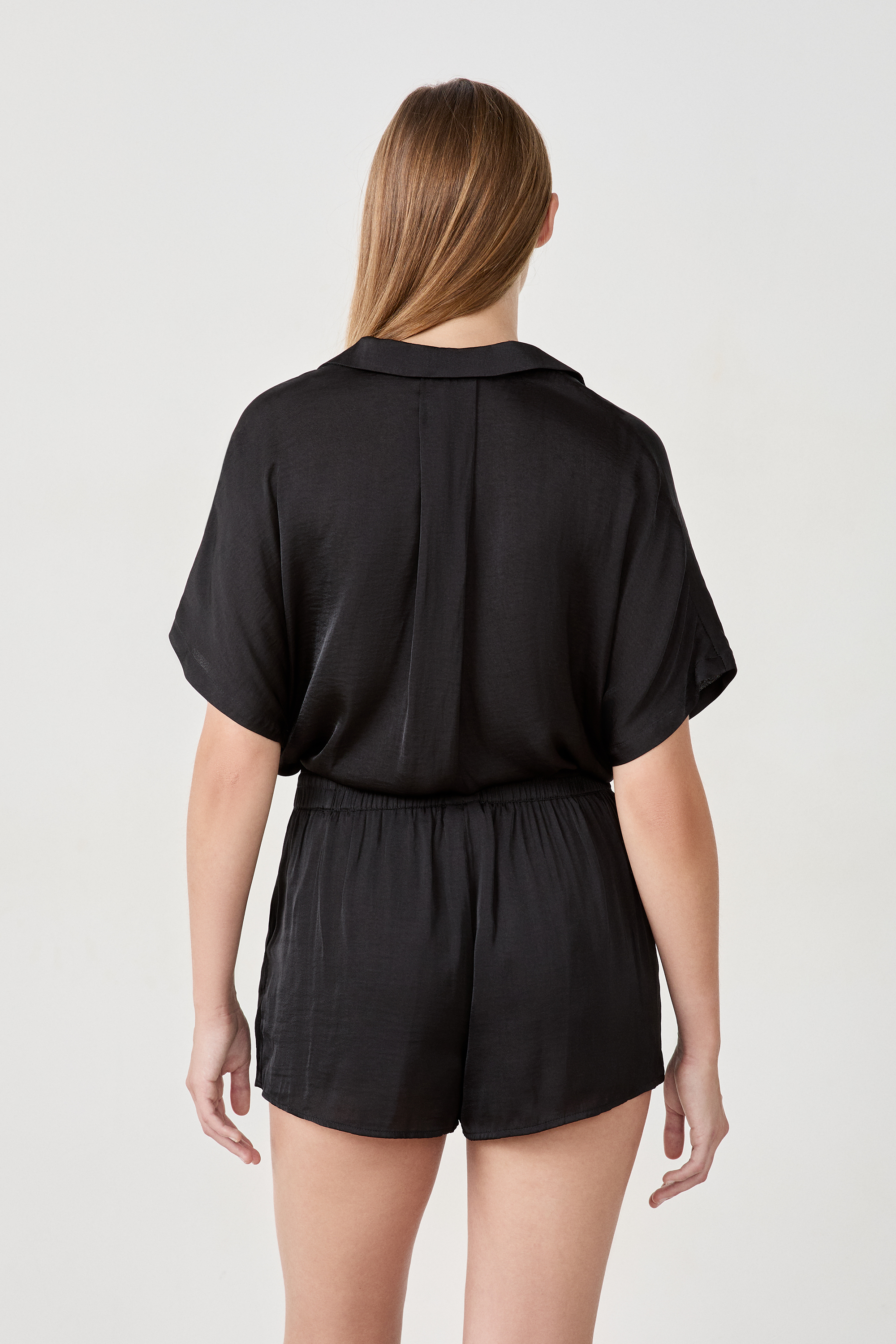 ★CRANK★SATIN STRING SHORTS_WT★正規品/韓国直送料込/人気 Satin shorts with drawstring - CHEETA - NOIR - ETAM