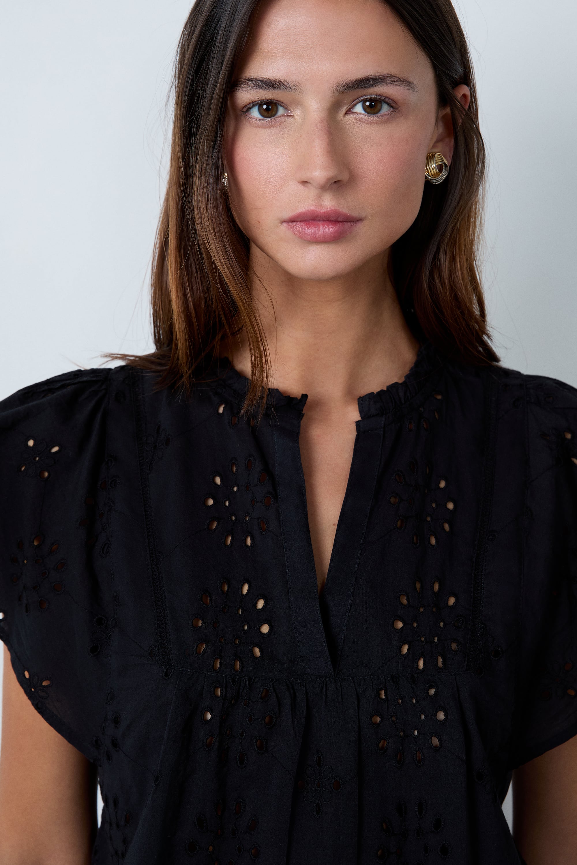 Broderie Anglaise Short-Sleeved Top - CARL BROD - NOIR - ETAM