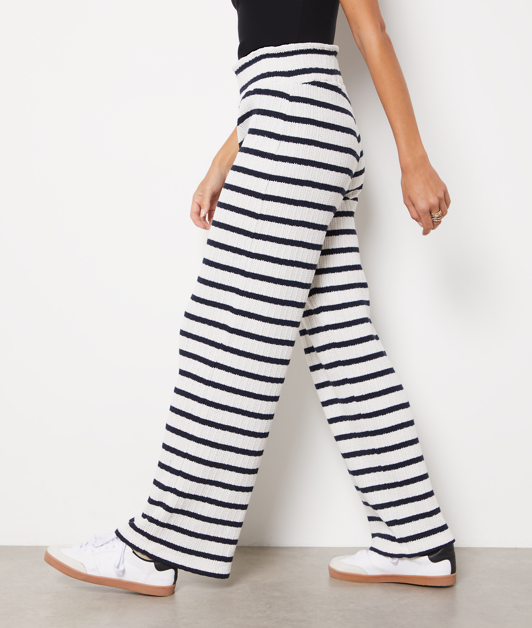 Wide Cut Striped Trousers